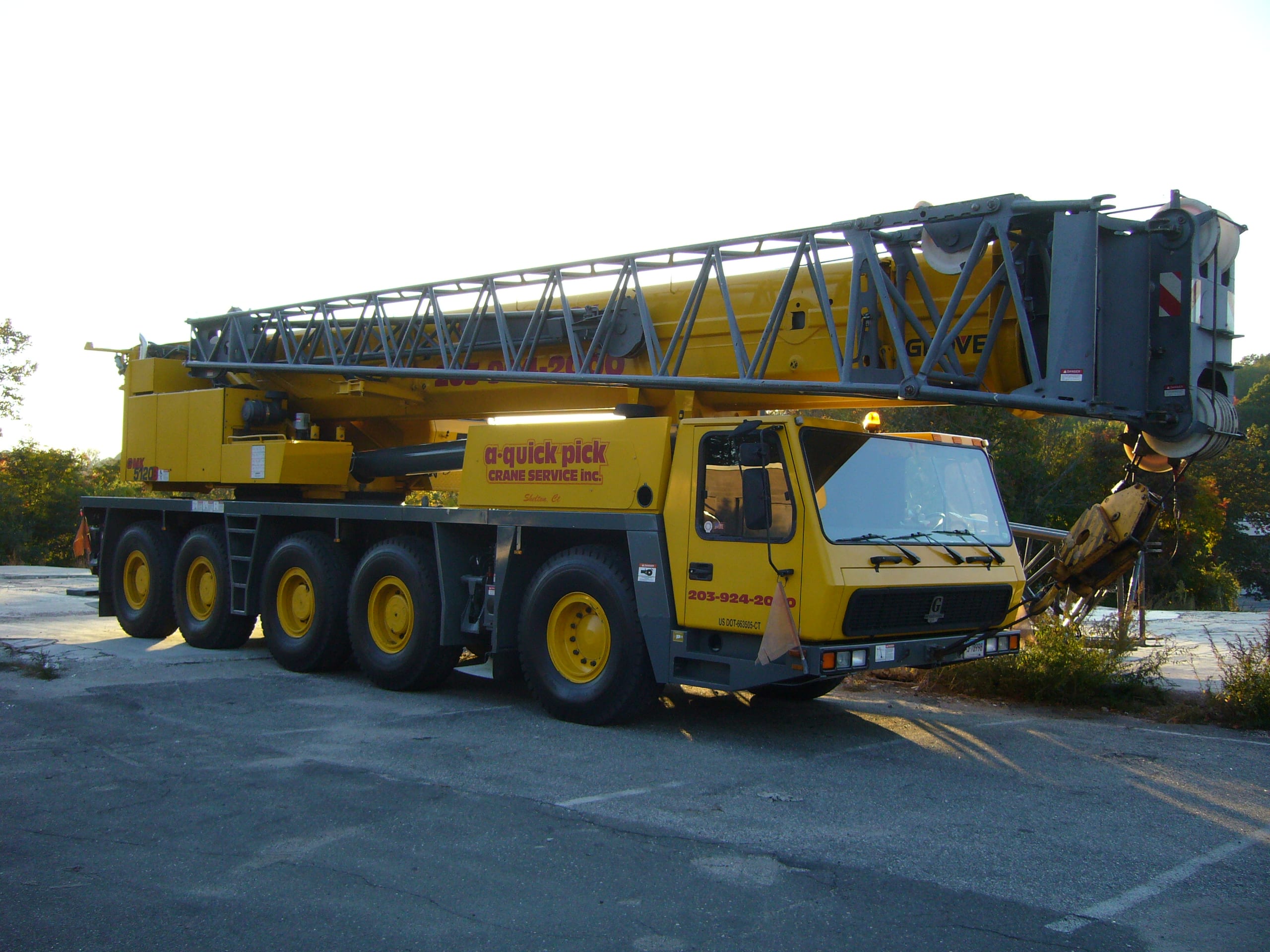 120 t Grove GMK5120B Rental | Quick Pick Crane